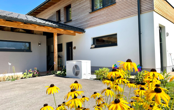 Energieversorgung im Einklang mit der Natur. Bild: Stiebel Eltron
