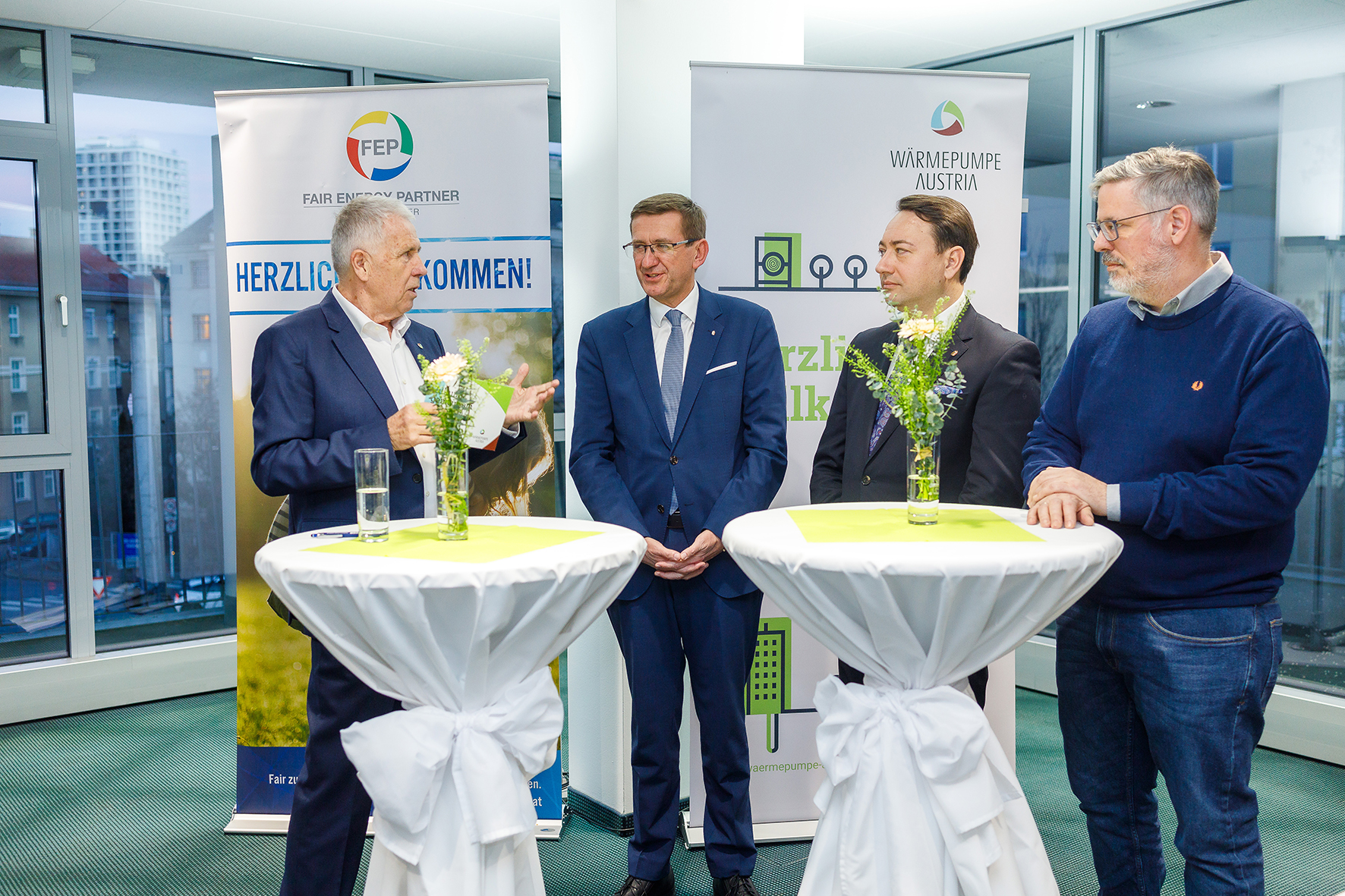 Eröffnung Geschäftsstelle_talkrunde.jpg